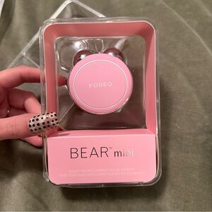 light pink foreo bear mini